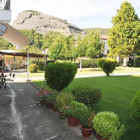 The Other Side Of Meteora With Lush Garden, Bbq & Pavillion Kalambaka Extérieur photo
