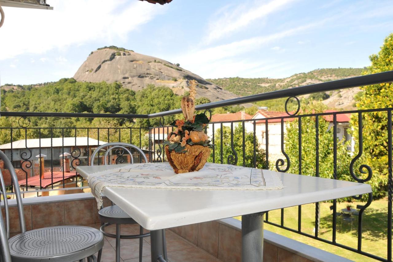 The Other Side Of Meteora With Lush Garden, Bbq & Pavillion Kalambaka Extérieur photo
